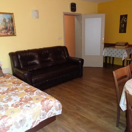 Casa de hóspedes Guest House Hill *