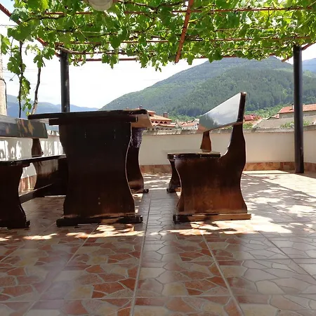 Guest House Hill Casa de hóspedes